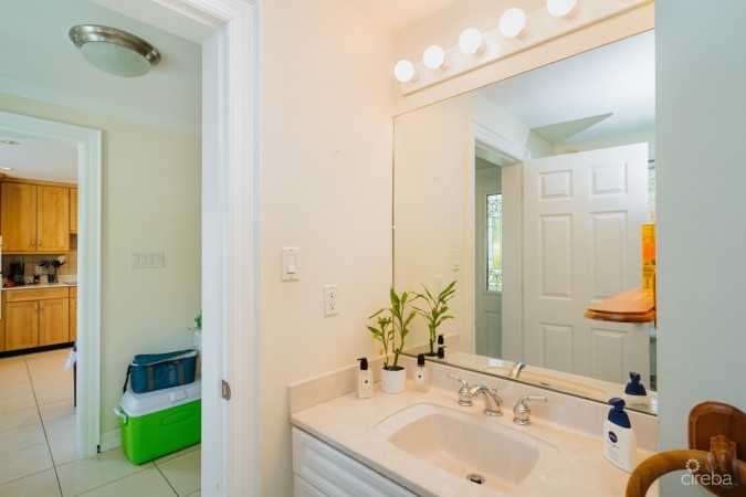 SOUTH SOUND ROAD DUPLEX