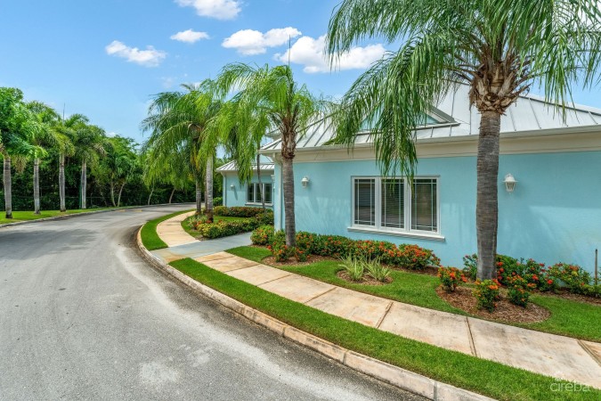 SAVANNAH GRAND FAMILY HOME