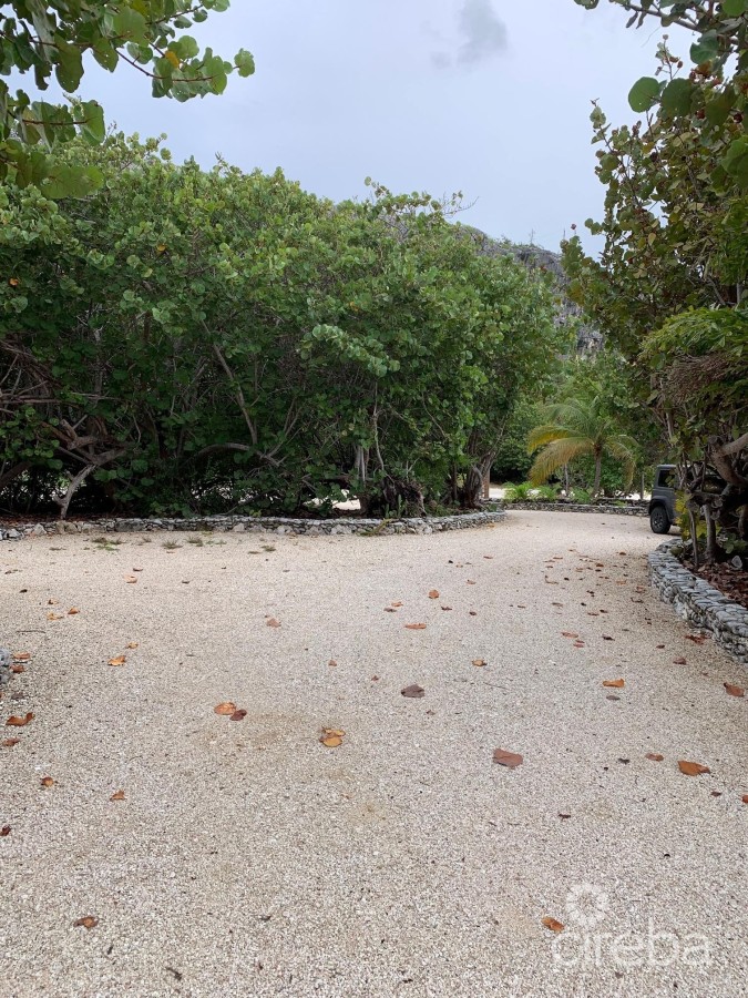 CAYMAN BRAC OCEAN FRONT HOME