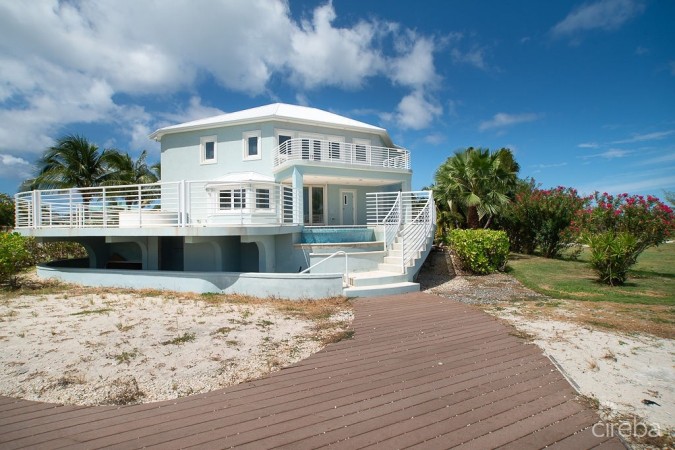 BEAUTIFUL SHORES HOUSE