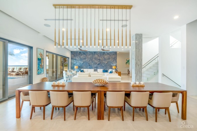 TIMELESS PARADISE, BEACHFRONT HOME