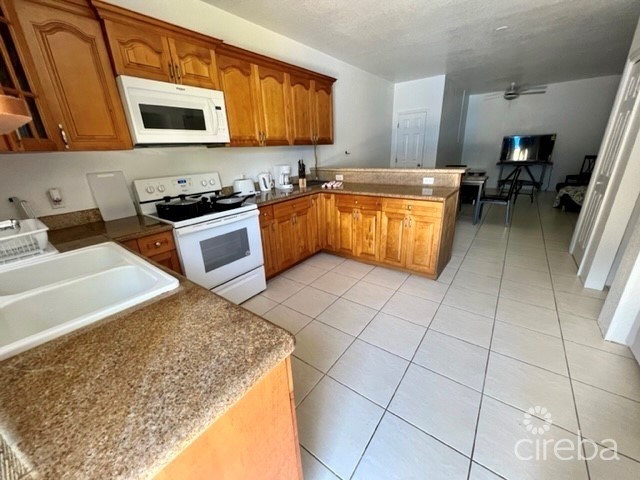 WEST BAY FOURPLEX INVESTMENT HOME