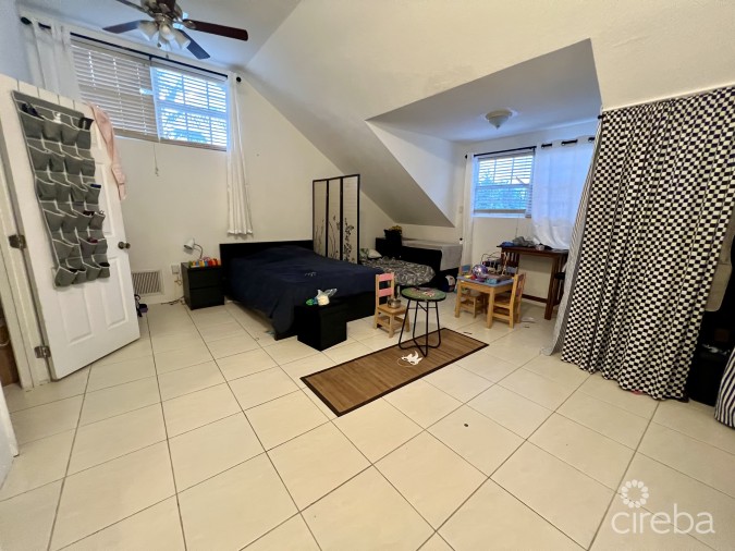 WEST BAY FOURPLEX INVESTMENT HOME
