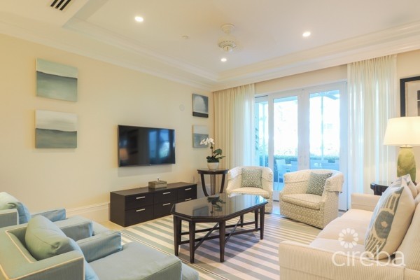 CARIBBEAN CLUB WITH SEPERATE STORAGE