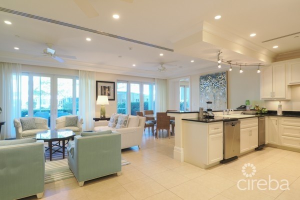 CARIBBEAN CLUB WITH SEPERATE STORAGE