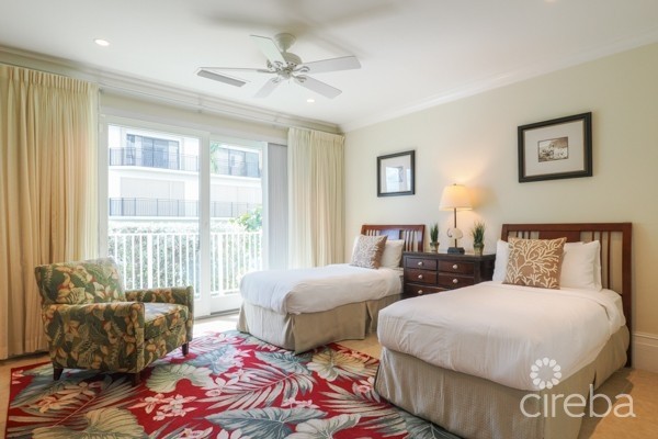CARIBBEAN CLUB WITH SEPERATE STORAGE