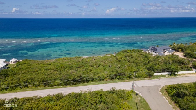 QUEEN'S HIGHWAY - OCEANFRONT LOT A