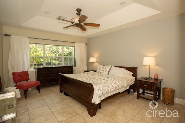 THE VENETIA FAMILY HOME