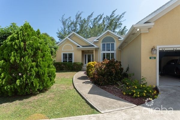 THE VENETIA FAMILY HOME