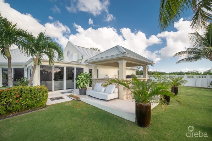 WINDSWEPT DRIVE CANAL FRONT HOME