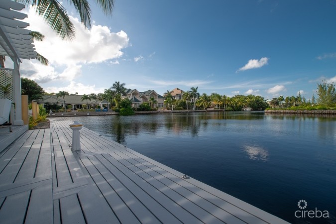 WINDSWEPT DRIVE CANAL FRONT HOME