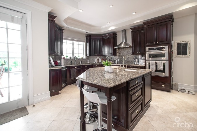 CRYSTAL HARBOUR LUXURY HOME