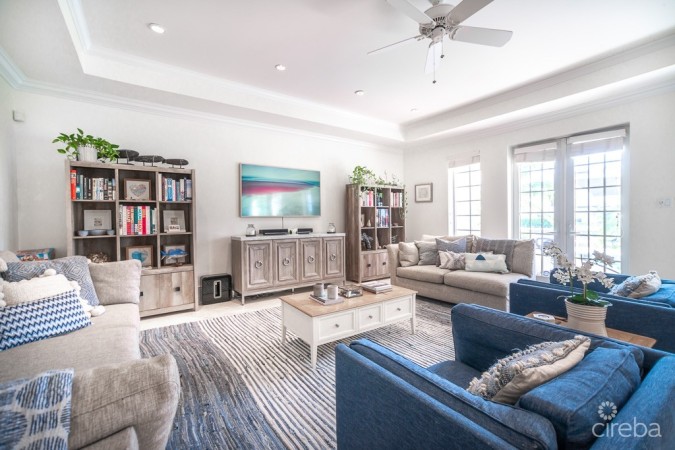 CRYSTAL HARBOUR LUXURY HOME