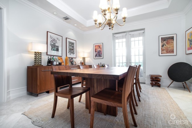 CRYSTAL HARBOUR LUXURY HOME