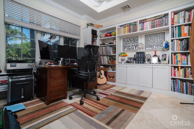 CRYSTAL HARBOUR LUXURY HOME