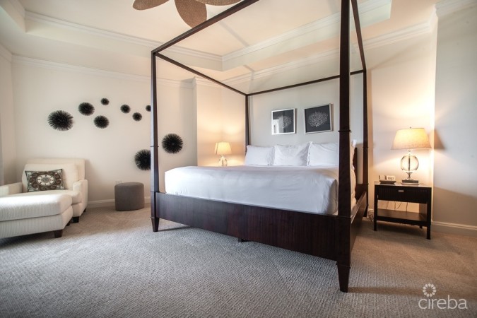 RITZ CARLTON PRIVATE RESIDENCE