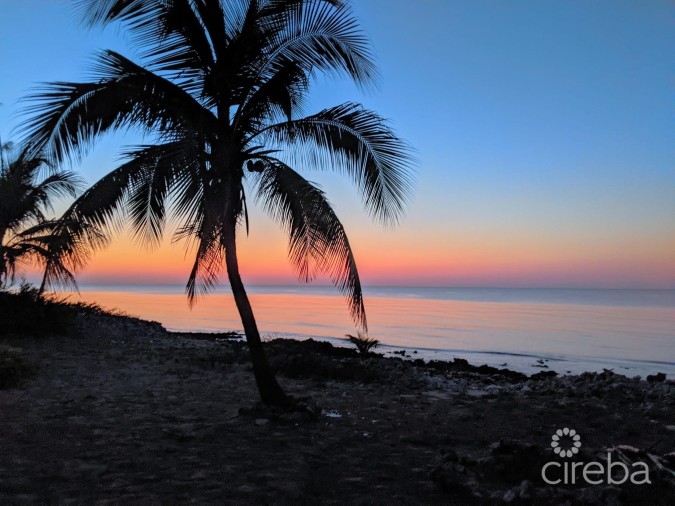 CAYMAN BRAC BEACH HOUSE