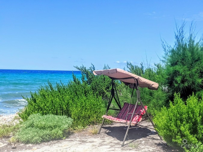 CAYMAN BRAC BEACH HOUSE