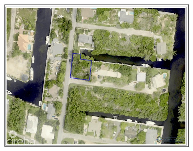 NORTH SOUND ESTATES CANAL LOT- JACKIE STREET