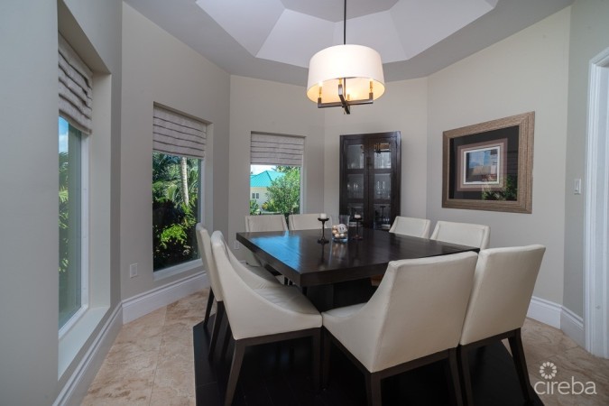 CANAL POINT EXECUTIVE FAMILY HOME