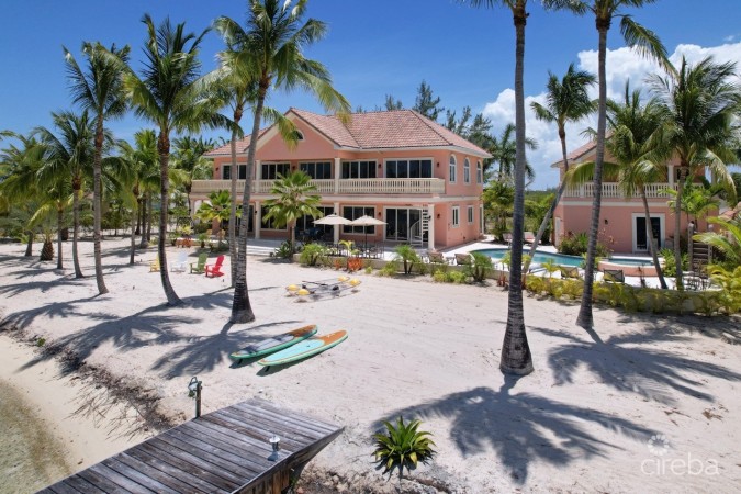 PIECES OF EIGHT, RUM POINT/CAYMAN KAI BEACHFRONT ESTATE