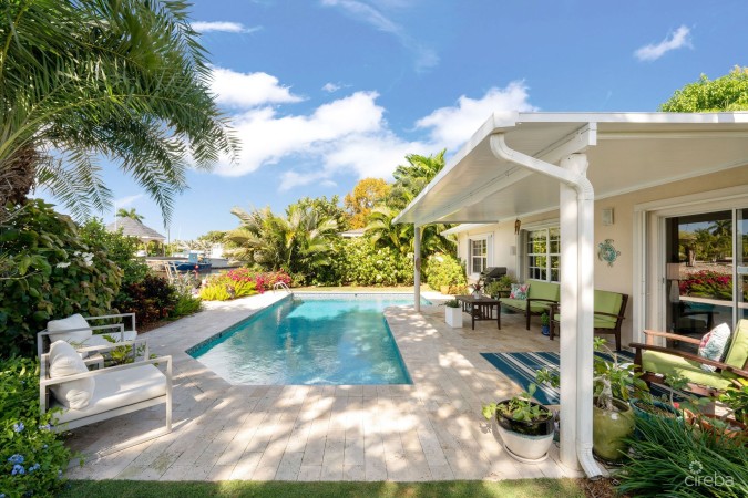 LEEWARD DRIVE 83, NORTH SOUND ESTATES HOME