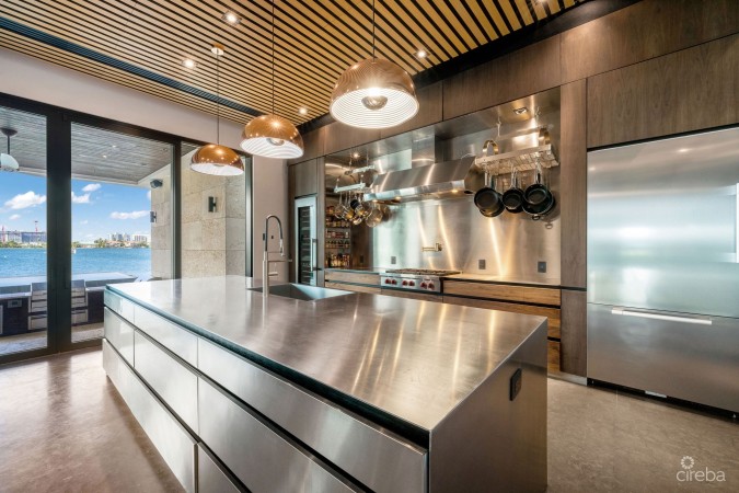 SERENITY HOUSE - A CRYSTAL HARBOUR ESTATE HOME