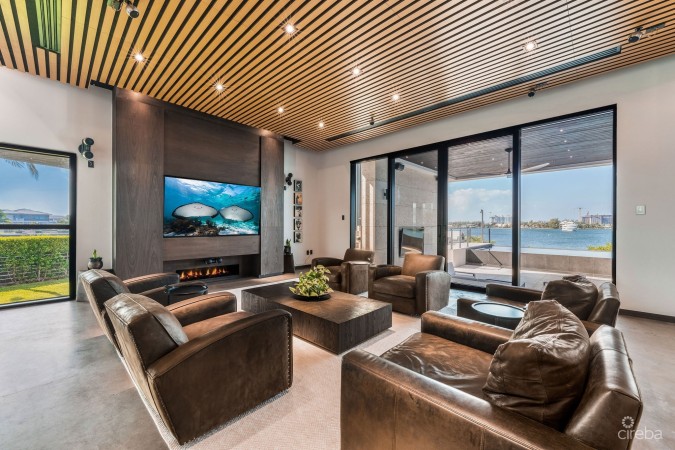 SERENITY HOUSE - A CRYSTAL HARBOUR ESTATE HOME