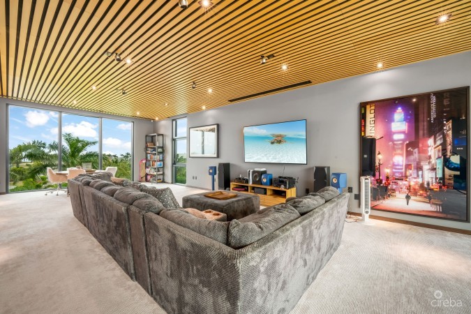 SERENITY HOUSE - A CRYSTAL HARBOUR ESTATE HOME