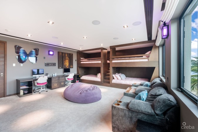 SERENITY HOUSE - A CRYSTAL HARBOUR ESTATE HOME