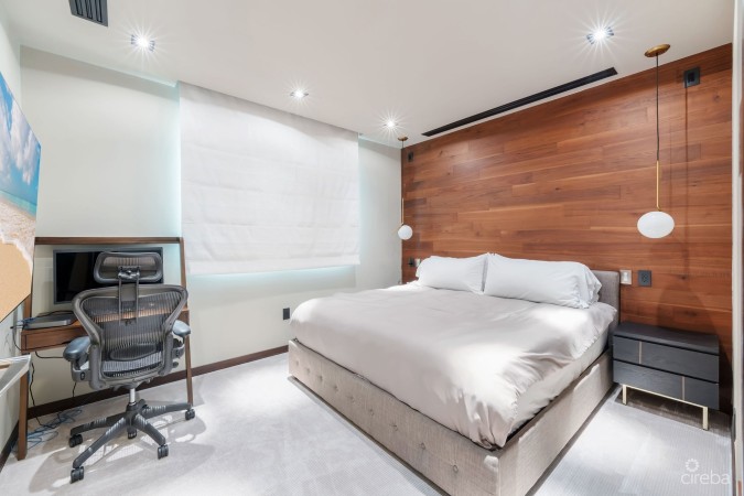SERENITY HOUSE - A CRYSTAL HARBOUR ESTATE HOME