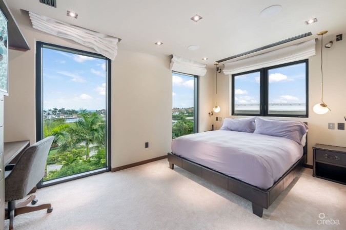 SERENITY HOUSE - A CRYSTAL HARBOUR ESTATE HOME