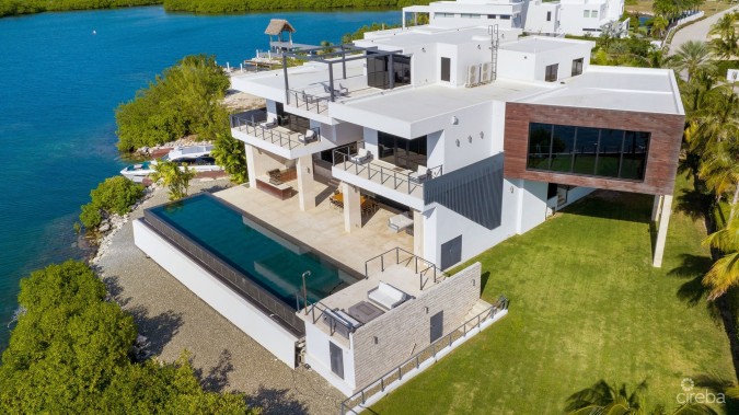 SERENITY HOUSE - A CRYSTAL HARBOUR ESTATE HOME