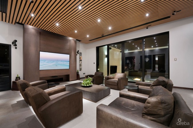 SERENITY HOUSE - A CRYSTAL HARBOUR ESTATE HOME
