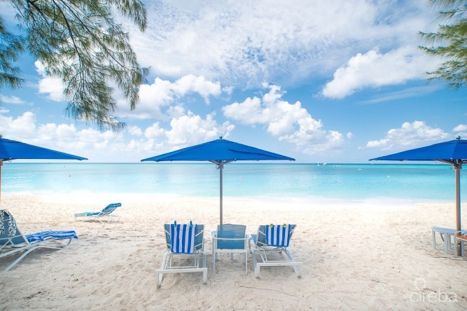 VILLAS OF THE GALLEON - SEVEN MILE BEACH
