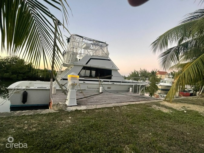 CANAL LOT - 0.3883 ACRES - BONNIEVIEW  ESTATES