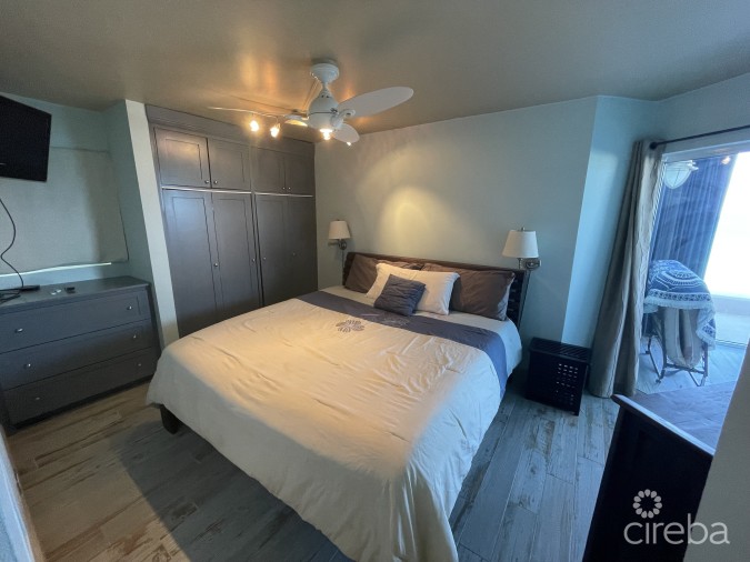 CAYMAN REEF RESORT