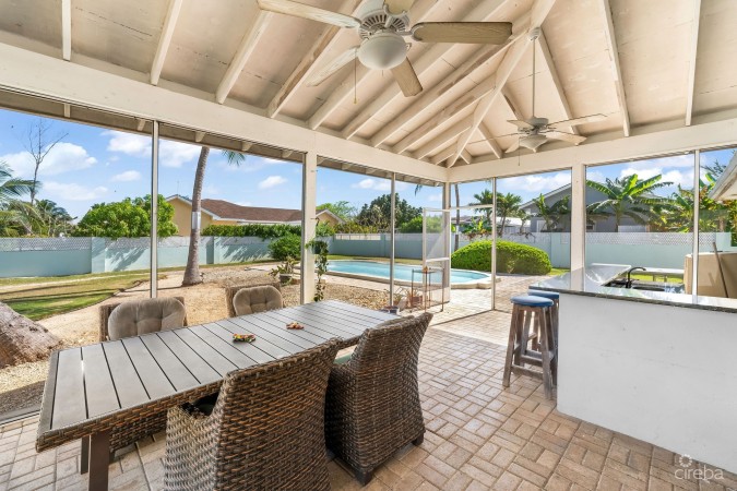 REDUCED! BEAUTIFUL FAMILY HOME ON BUTTERFLY CIRCLE