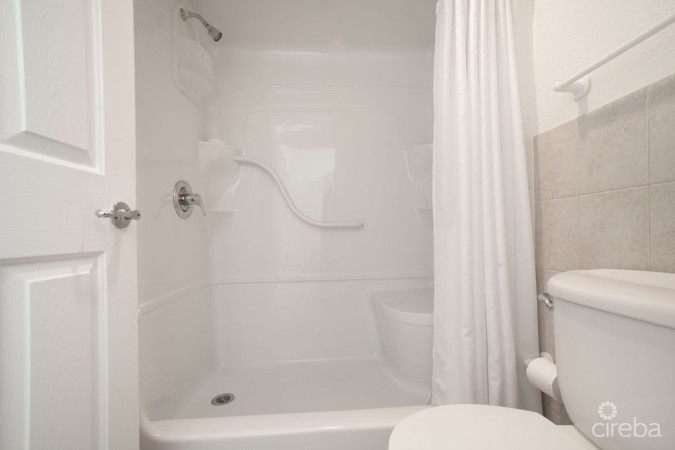 L'AMBIENCE 3 BED TOWNHOUSE WITH POOL VIEW
