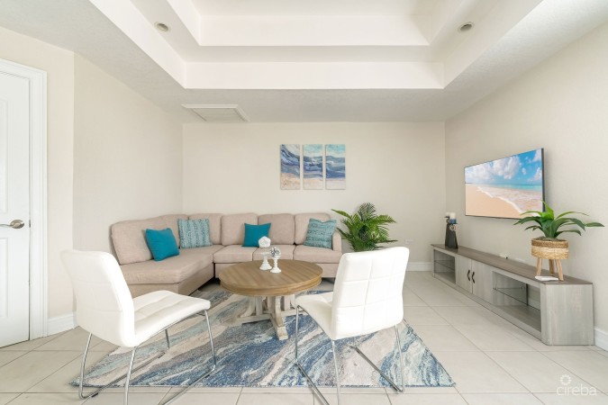 SUNRISE LANDING CANAL FRONT RESIDENCE
