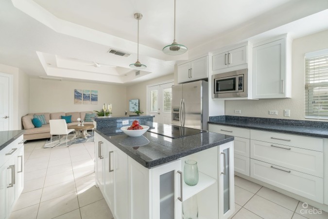 SUNRISE LANDING CANAL FRONT RESIDENCE
