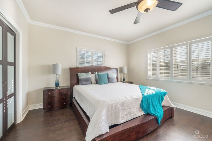 SUNRISE LANDING CANAL FRONT RESIDENCE