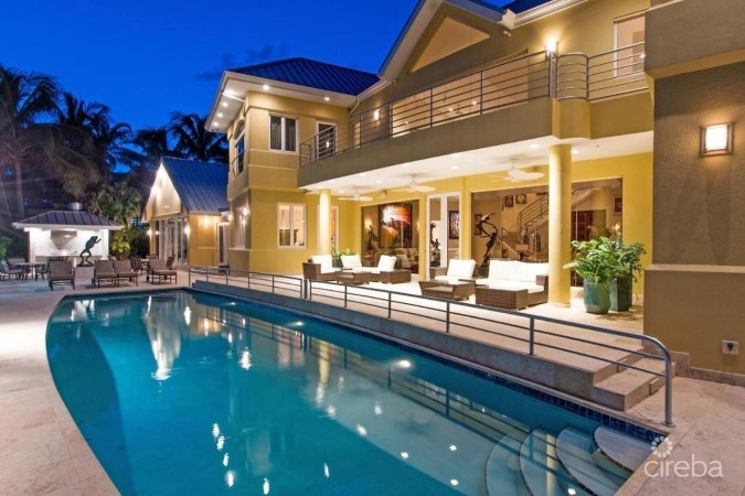 VILLA GABRIELLE OCEANFRONT ESTATE