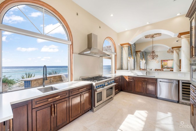 VILLA D'ESTE - A PROSPECT POINT BEACHFRONT RESIDENCE