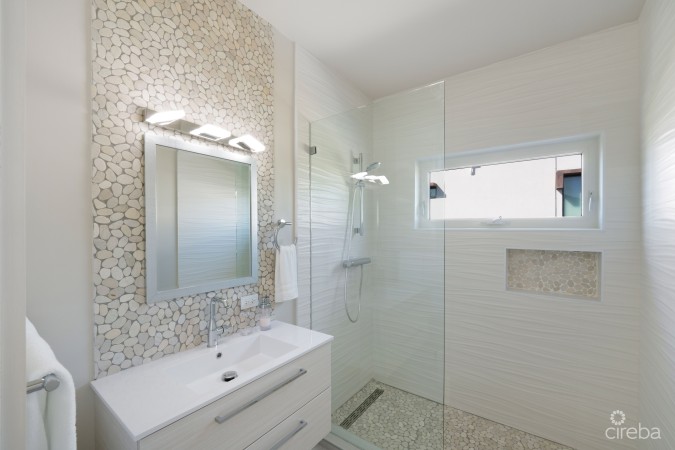 CRYSTAL HARBOUR - MASSIVE $100K REDUCTION, SOLID RENOVATED CANAL FRONT