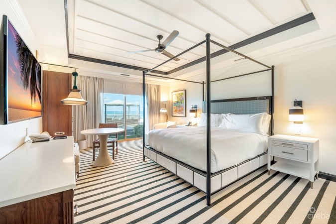 RITZ-CARLTON GROUND FLOOR (PIP) RESIDENCE