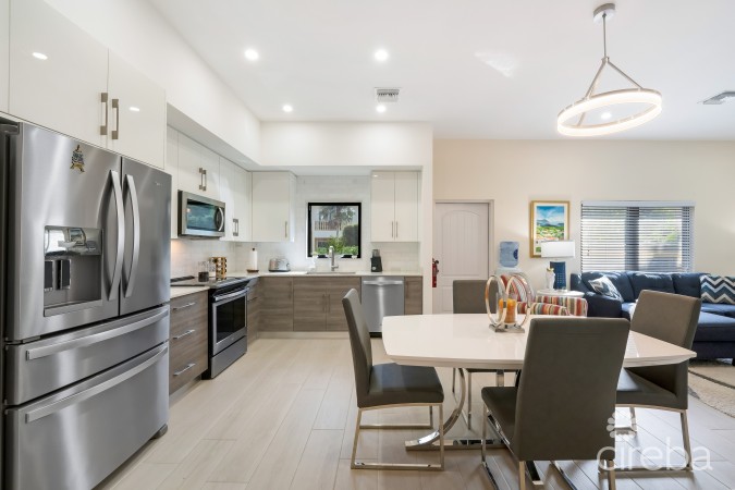 SAINT JAMES COURT VILLA #4
