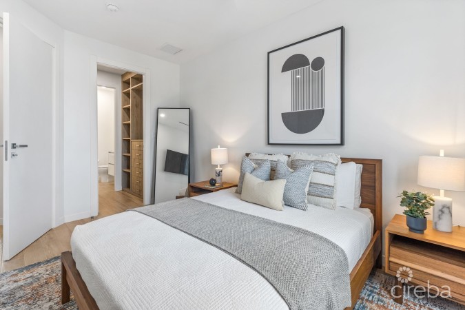 ONE CANAL POINT 10 WITH BOAT DOCK