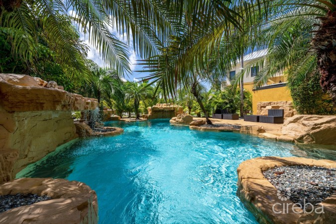 MID-CONSTRUCTION SAINT JAMES VILLA #2