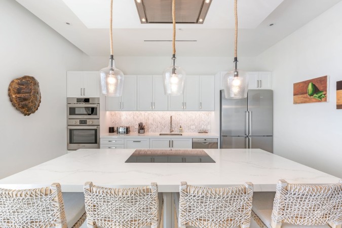 RARE OLEA 3 BED 3.5 BATH CORNER PENTHOUSE